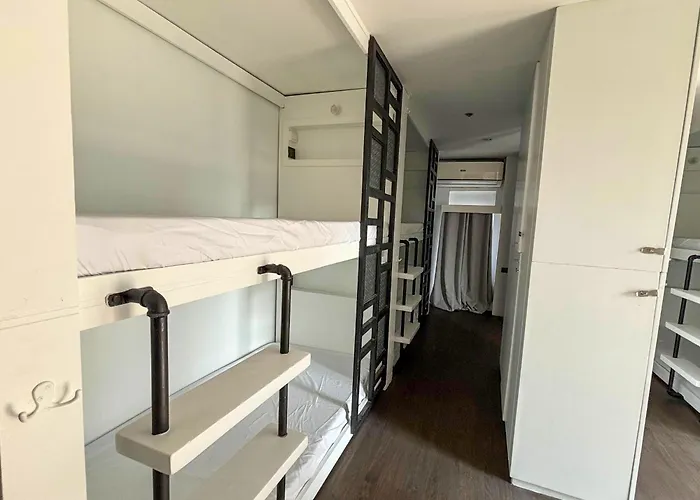 V Saigon By Sms Hospitality